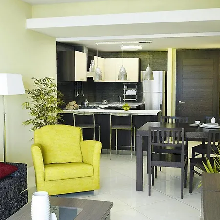 Apartamento Macaris, *